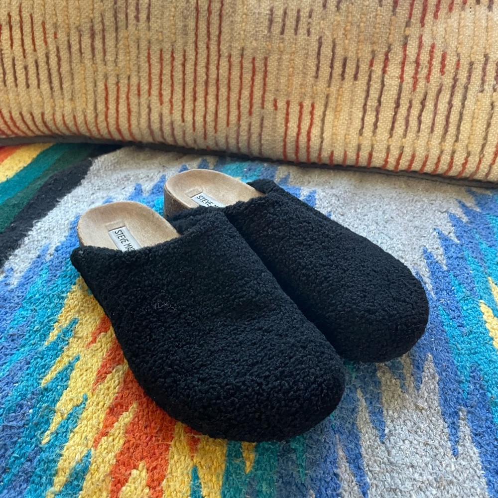 Steve Madden birkenstock-style slippers